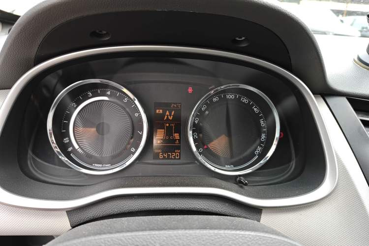 Used Chevrolet Sail 2015 Sail 3 1.5L AMT Happiness Sunroof Edition