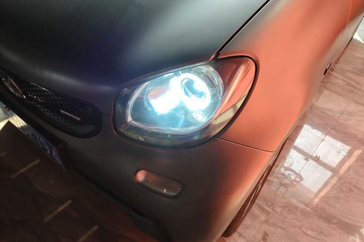 Used smart fortwo 2018 1.0L 52kW Hardtop Passion Edition China V Standard