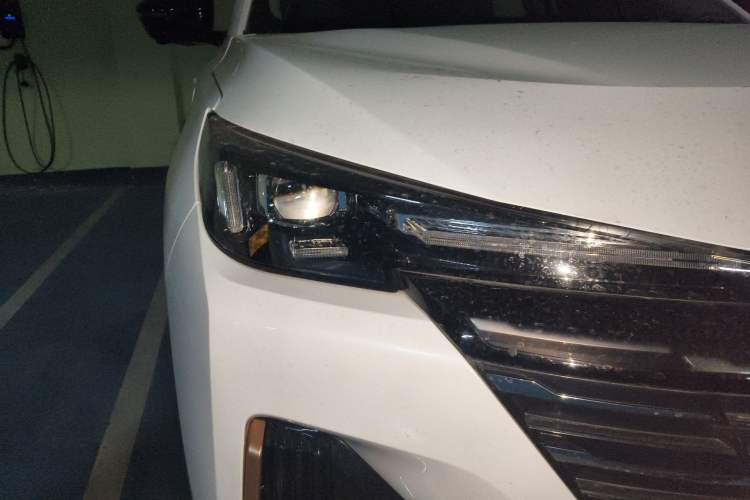 Used CHANGAN CS55PLUS 2022 2nd Generation 1.5T DCT Luxury Version Right Front Headlight