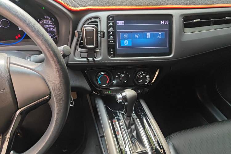 Used Honda Vezel 2019 1.5L CVT Pioneer Edition China VI
