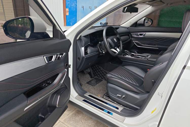 Used Bestune T99 2020 20TD Automatic Prestige Edition Interior 3