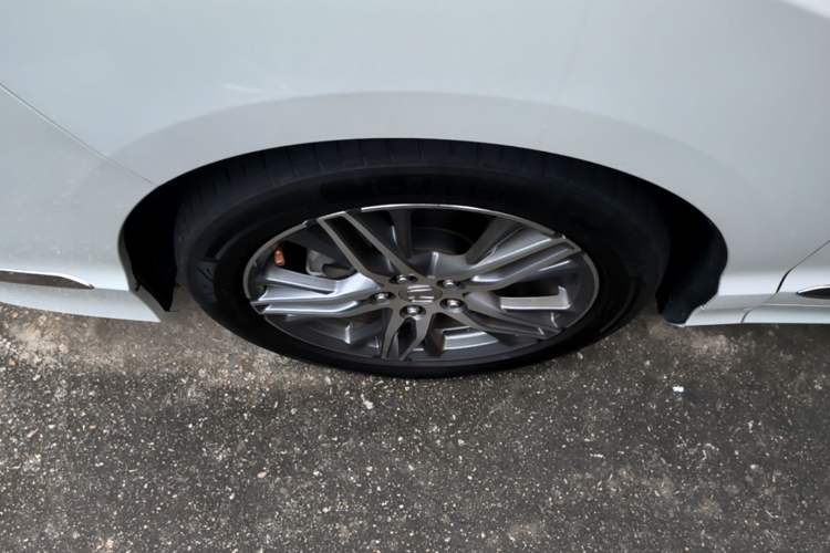 Used Honda Elysion 2019 2.0L Hybrid Luxury Edition