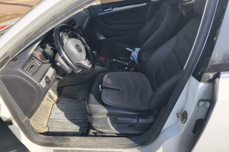 Used Volkswagen Sagitar 2018 1.6L Automatic Comfort Model
