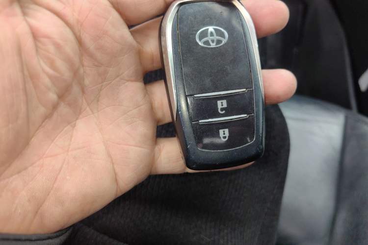 Used Toyota RAV4 2015 2.5L Automatic 4x4 Elite Edition