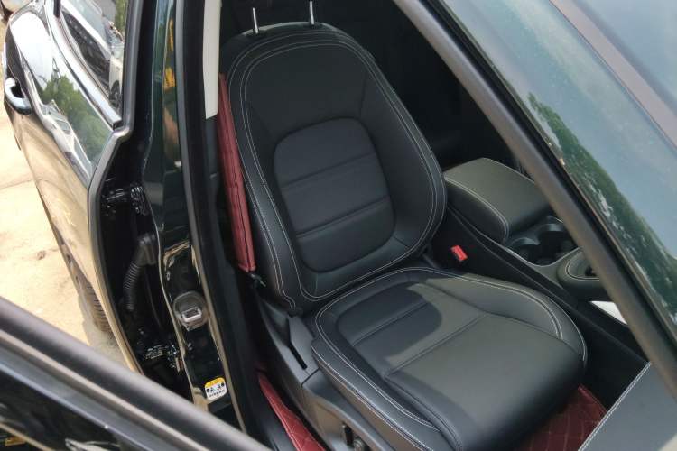 Used Jaguar E-PACE 2024 YAO Black Sport Edition R-DYNAMIC SE BLACK