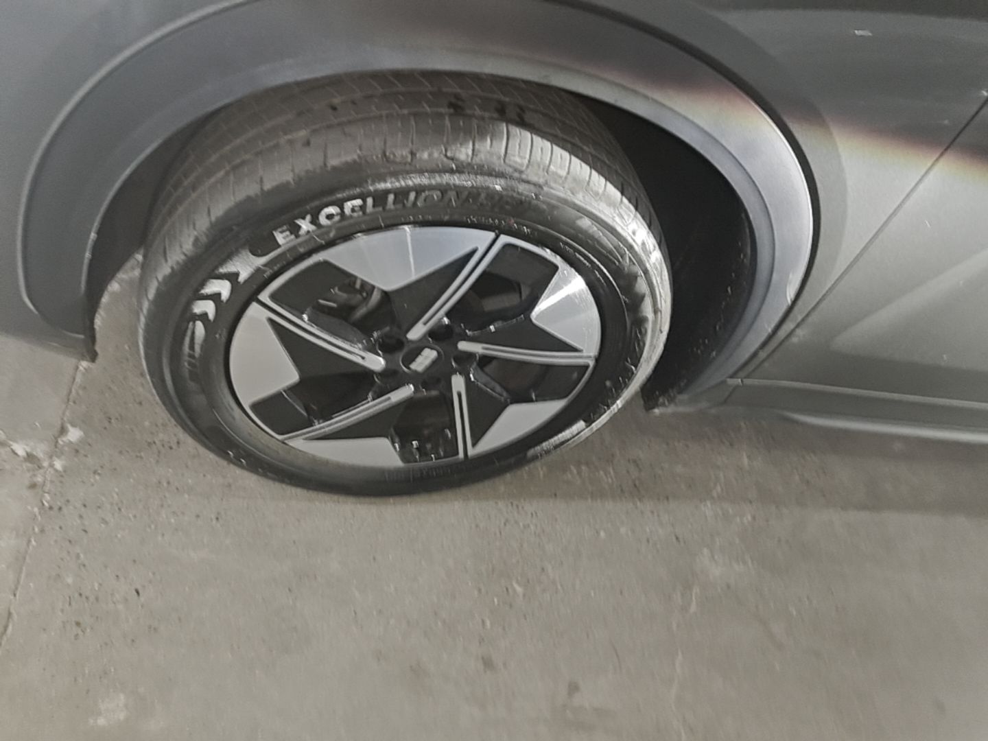 Geely Galaxy E5 2026 Model 610km Exploration+ Edition — снимка 10