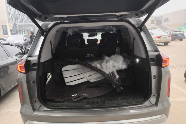 Used EXEED Lanyue 2023 400T Four-Wheel Drive StarRui Edition 7 Seats