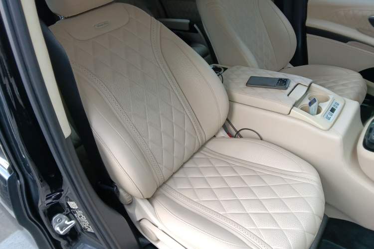 Used Mercedes-Benz Vito 2018 2.0T Business Version China VI Emission Standard