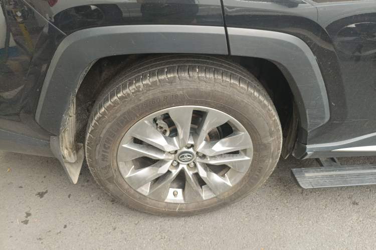 Used Toyota Wildlander 2022 2.0L CVT Two-Wheel Drive Luxury PLUS Edition
