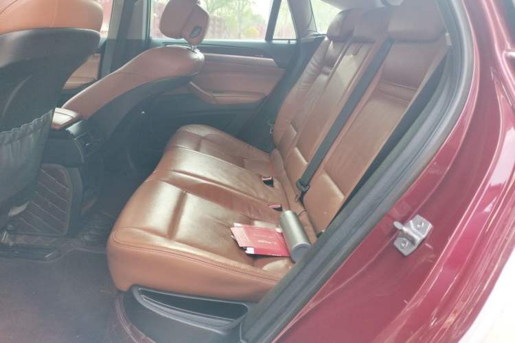 Used BMW X6 2014 xDrive35i Sport model Left Rear Seat