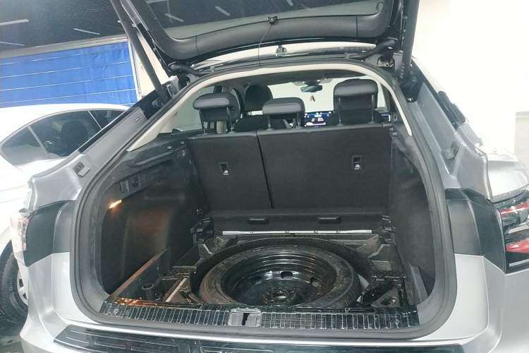 Used Volkswagen Tiguan X 2023 Facelift 330TSI Two-Wheel-Drive Prestige Flagship Edition