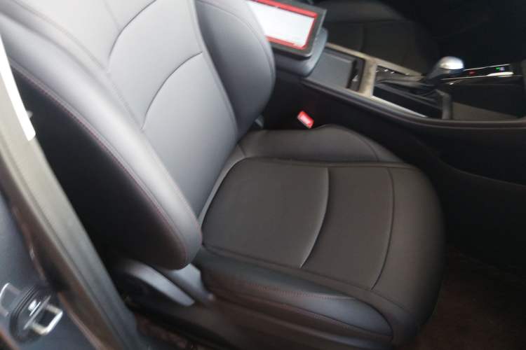 Used Roewe i5 2024 1.5L CVT Luxury Edition
