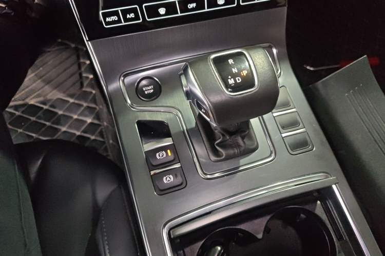 Used Hongqi H5 2020 1.8T Automatic ZhiLian QiYun Edition
