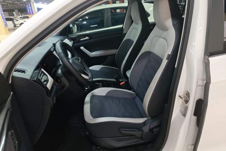 Used Volkswagen Tharu 2025 New Sharp 300TSI Ambitious Edition Left Front Seat