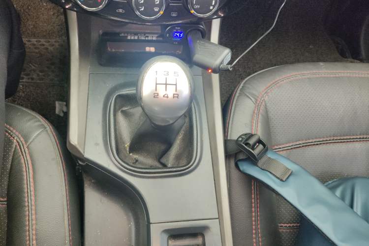 Used Haima S5 2015 1.6L Manual Luxury Model with Sunroof
