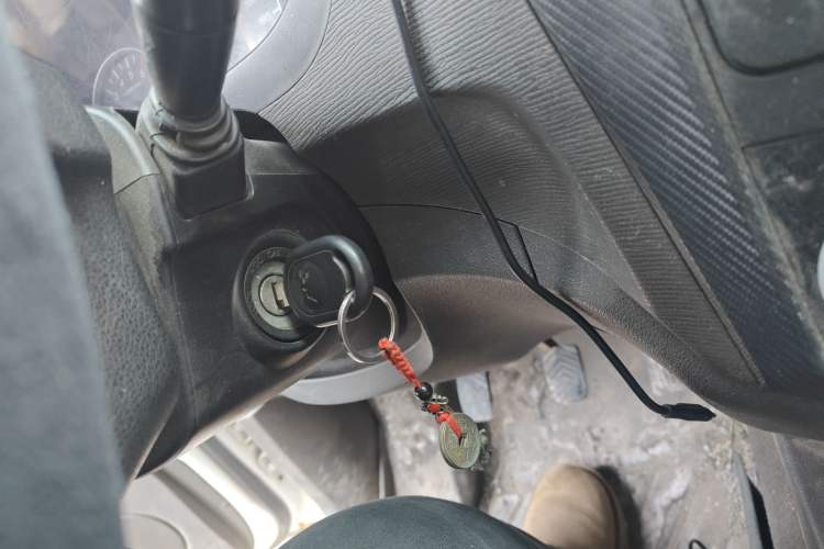 Used Wuling Hongguang 2015 1.2L S Base Model China V Standard