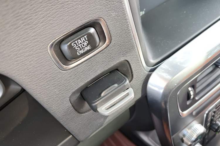 Used Volvo S60 2017 S60L T3 Smart Upgrade Edition
