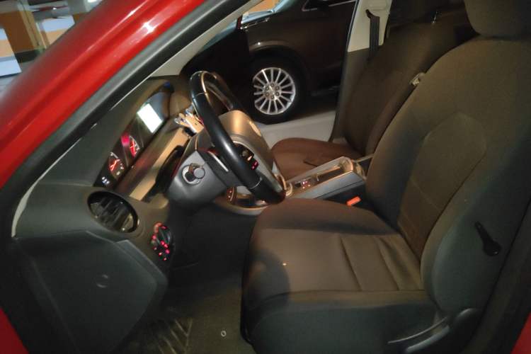 Used MG 6 2014 Hatchback 1.8L Automatic Drive Value Edition Left Front Seat