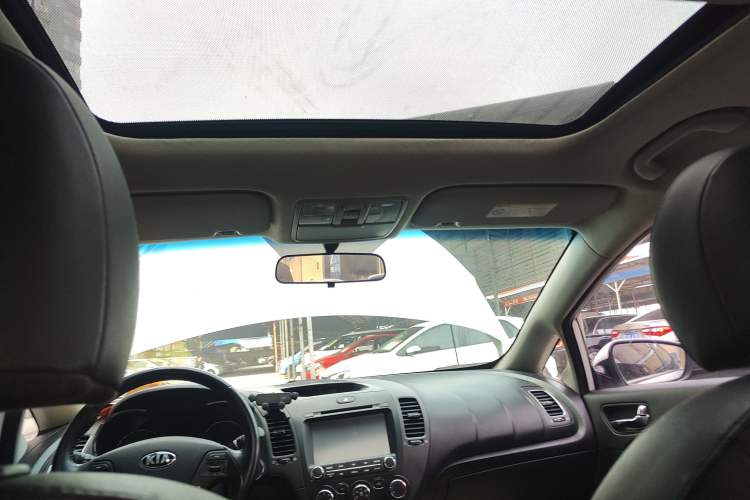 Used Kia K3 2015 1.6L Automatic GLS
