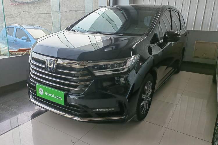 Used Honda Odyssey 2024 2.0L eHEV Sharp & Smart Edition