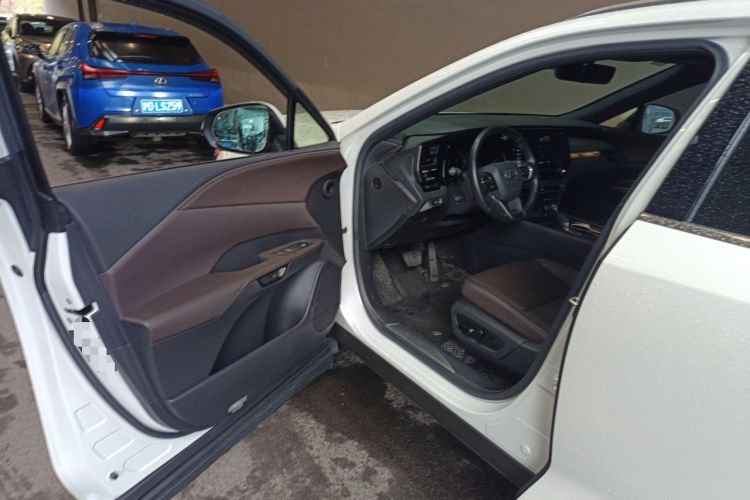 Used Lexus RX 2023 350h Four-Wheel Drive Enjoyment Version Driver Seat