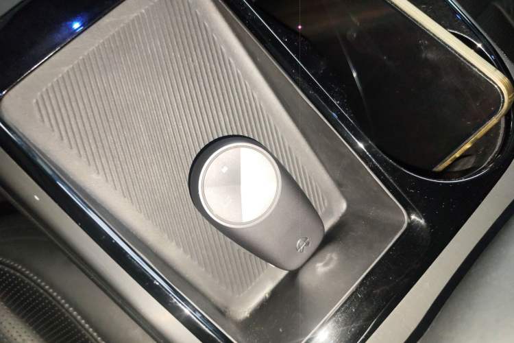 Used Nio ES8 2018 355 km Base Version 7-Seater Edition