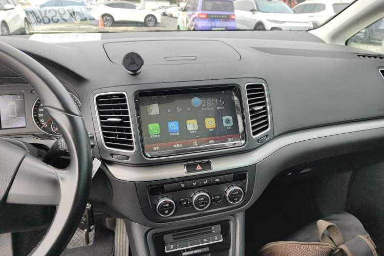 Used Volkswagen Sharan 2013 1.8TSI Standard Model