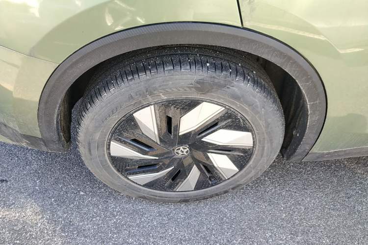 Used Venucia V DD-i 2023 110 km iE Version
