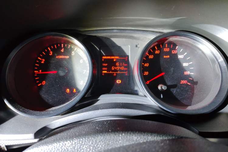 Used Wuling Hongguang 2019 1.5L S Basic Version China VI Standard LAR
