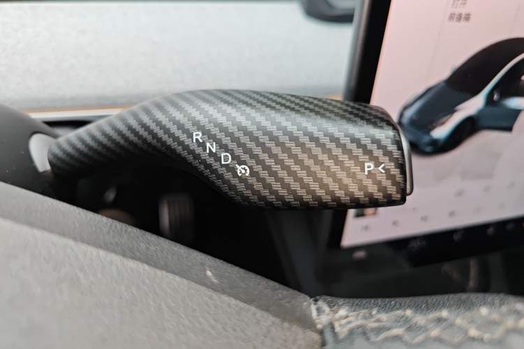 Used Tesla Model Y 2024 Rear-Wheel-Drive Version Gear Lever