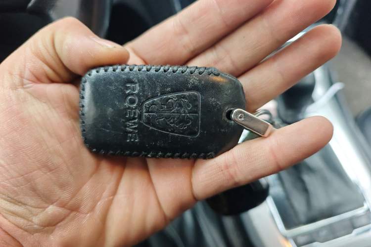 Used Roewe RX5 2018 20T Two-Wheel Drive Automatic Internet Smart Edition