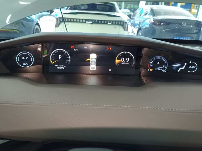 Used CHANGAN UNI-V 2024 1.5T Prestige Sport Edition — 11