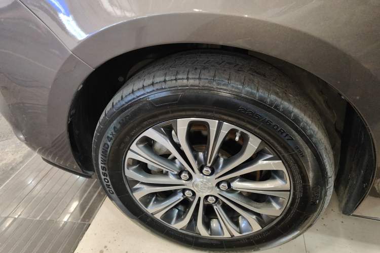 Used Buick GL8 2021 Land Cruiser Executive Class 652T Luxury Model