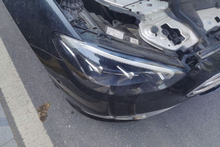 Used Mercedes-Benz E-Class 2022 Second Facelift E 300 L Luxury Edition Right Front Headlight