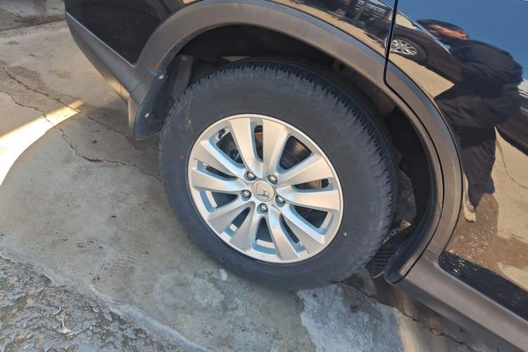 Used Honda CR-V 2016 2.0L Two-Wheel Drive Classic Edition