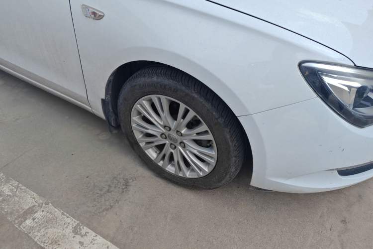 Used Buick GT 2016 15N Manual Elite Edition
