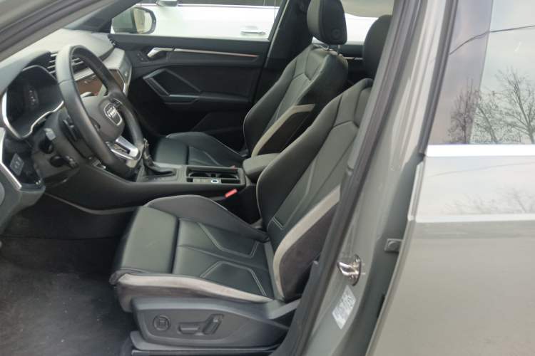 Used Audi Q3 2024 35 TFSI Fashion Dynamic Edition