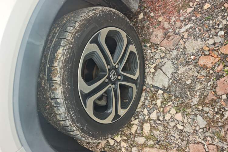 Used Honda XR-V 2015 1.8L EXi CVT Comfort Version Left Front Wheel Hub