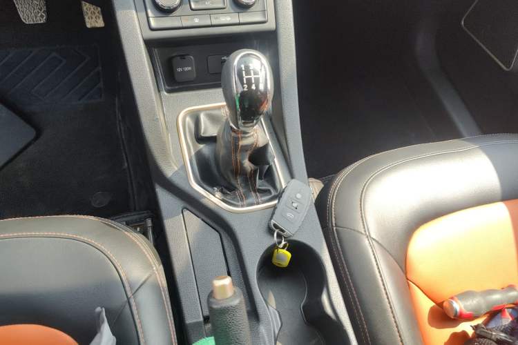 Used Bestune X40 2017 1.6L Manual Prestige Edition
