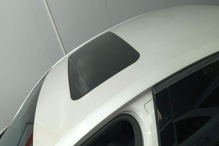 Used Peugeot 508 2013 2.0L 2nd Anniversary Edition with Automatic Sunroof – Classic Version