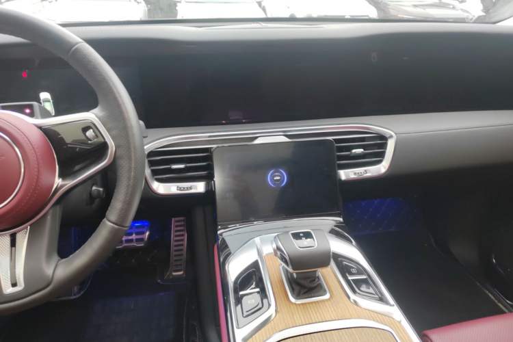 Used Hongqi E-HS9 2022 660 km Range Flagway Edition Six Seats
