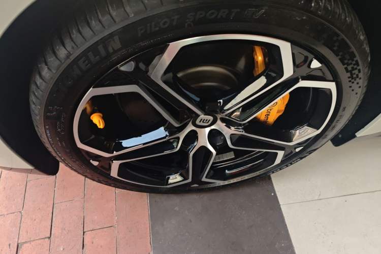 Used Xiaomi Auto SU7 2024 Rear-Drive Ultra-Long Range Advanced Pro-Level Intelligent Driving Version