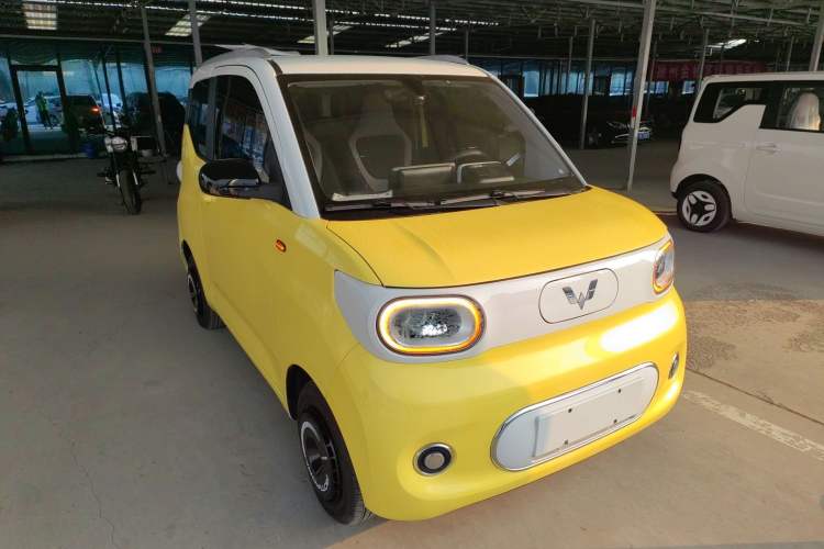 Used Wuling Hongguang MINIEV 2024 3rd Generation 215km Advanced Version