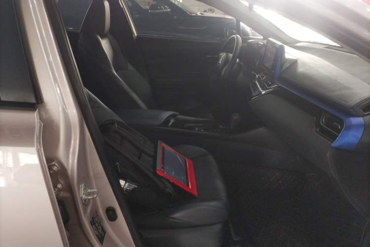 Used Toyota C-HR 2022 2.0L Leading Edition