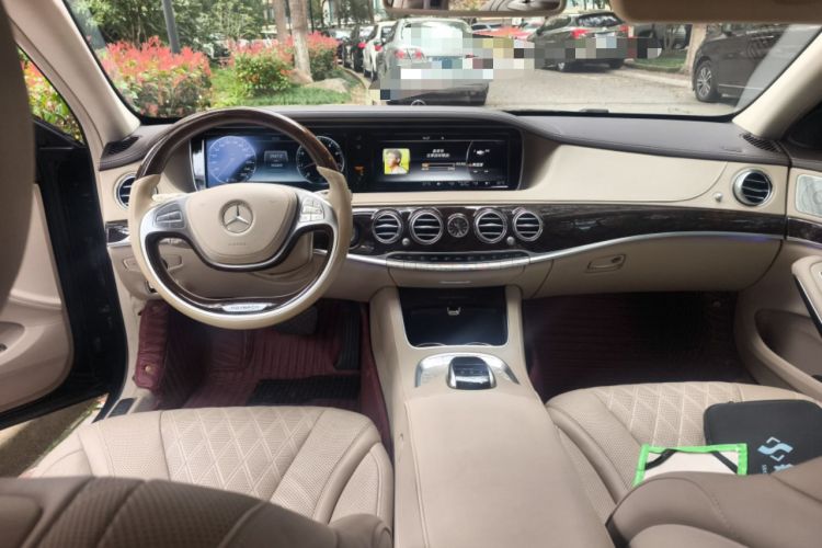 Used Mercedes-Benz S-Class 2016 S 400 L 4MATIC Center Console