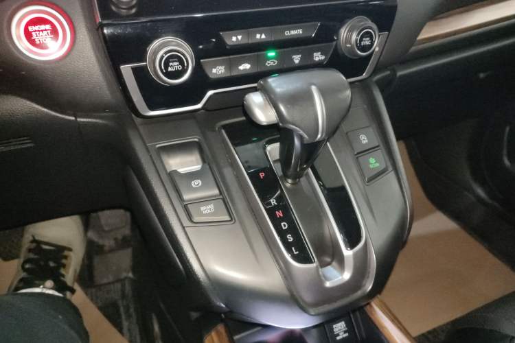 Used Honda CR-V 2017 240TURBO CVT Front-Wheel Drive Fashion Edition
