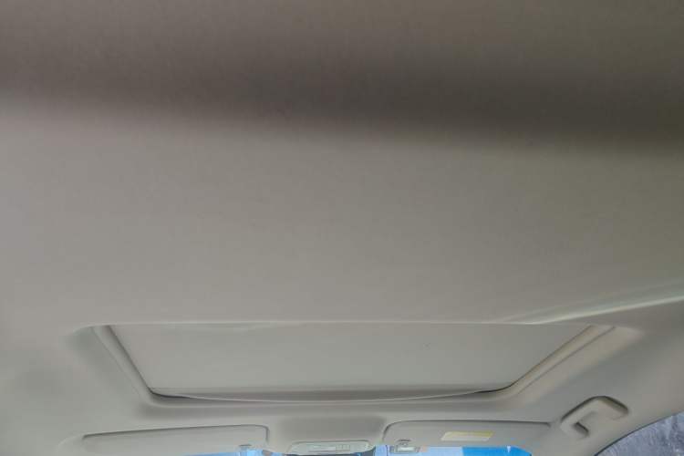 Used Buick GL8 2021 Land Cruiser Executive Class 652T Luxury Model Headliner