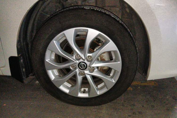 Used Nissan Sylphy 2016 1.6XV CVT Smart Enjoyment Version Right Front Wheel Hub