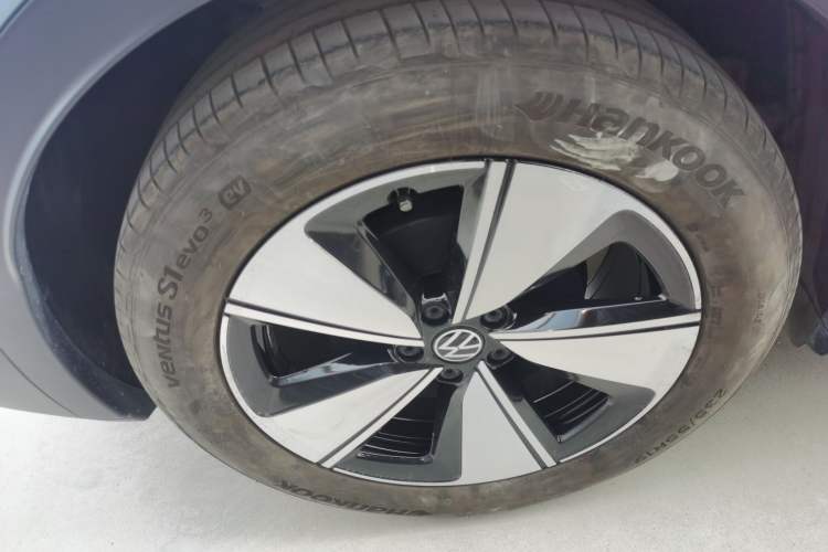 Used Volkswagen ID.4 X 2025 Smart Version Pure & Intelligent Enjoyment Edition
