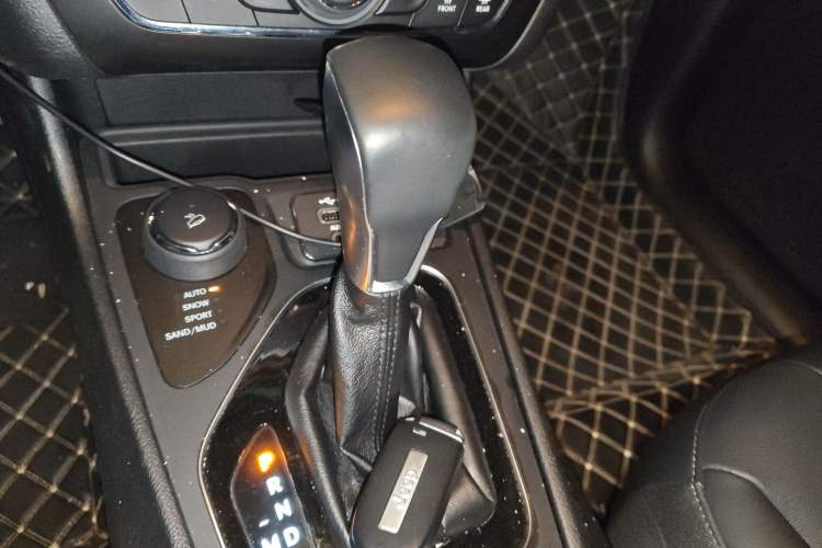 Used Jeep Cherokee 2020 2.0T Four-Wheel Drive Elite Edition